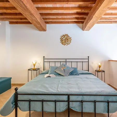 Rustic&chic Loft By Pleiades * Cecina (Livorno)
