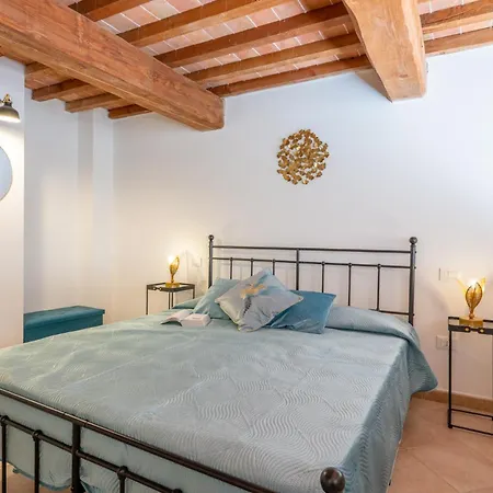 Rustic&chic Loft By Pleiades Apartment Cecina (Livorno)