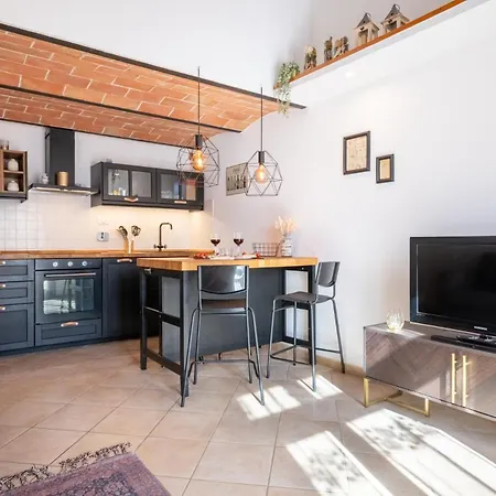 Rustic&chic Loft By Pleiades *